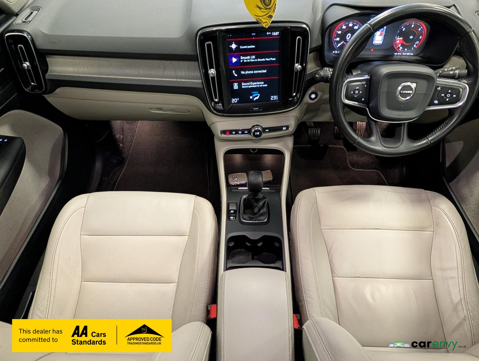 Volvo XC40 2.0 D3 Inscription SUV 5dr Diesel Manual Euro 6 (s/s) (150 ps)