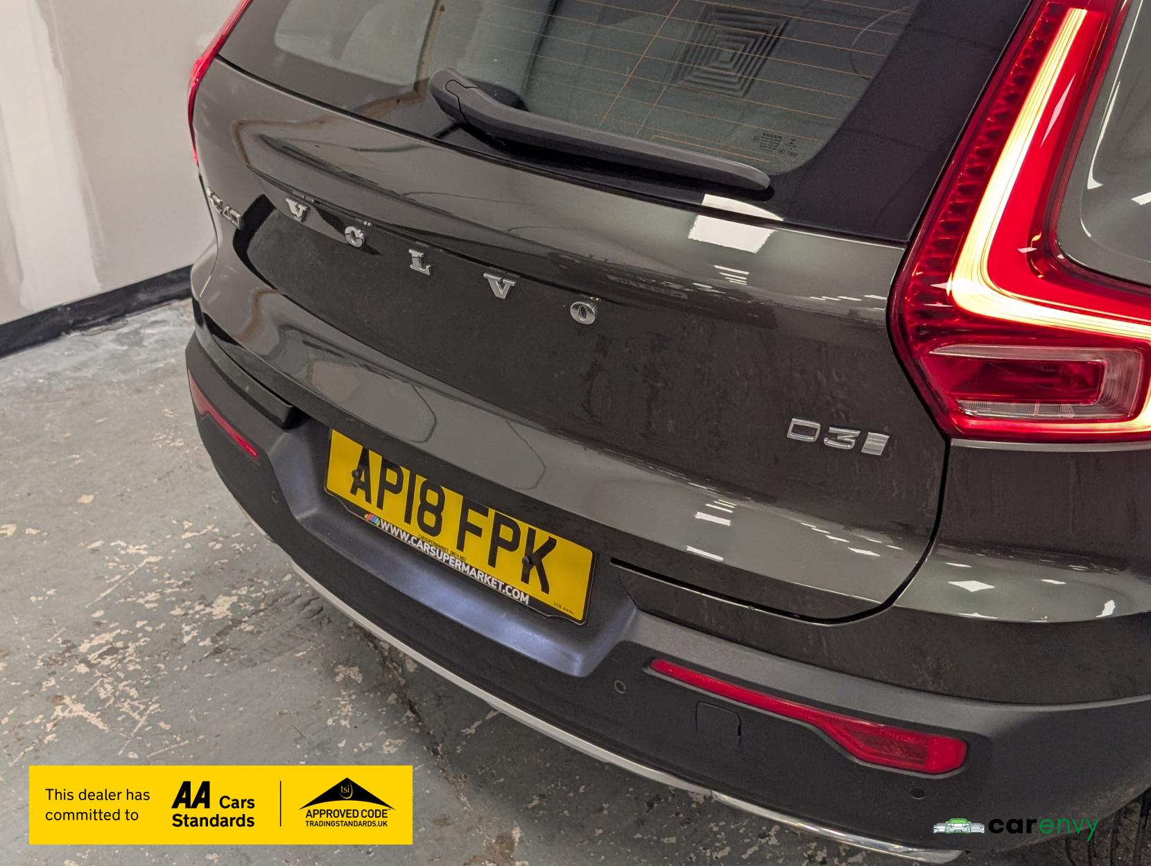 Volvo XC40 2.0 D3 Inscription SUV 5dr Diesel Manual Euro 6 (s/s) (150 ps)