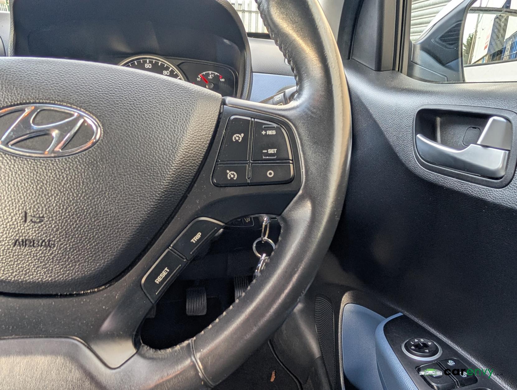 Hyundai i10 1.0 Premium Hatchback 5dr Petrol Manual Euro 5 (66 ps)