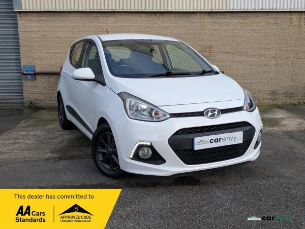 Hyundai i10 1.0 Premium Hatchback 5dr Petrol Manual Euro 5 (66 ps)