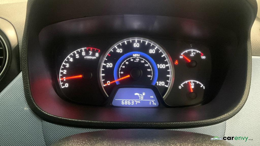 Hyundai i10 1.0 Premium Hatchback 5dr Petrol Manual Euro 5 (66 ps)