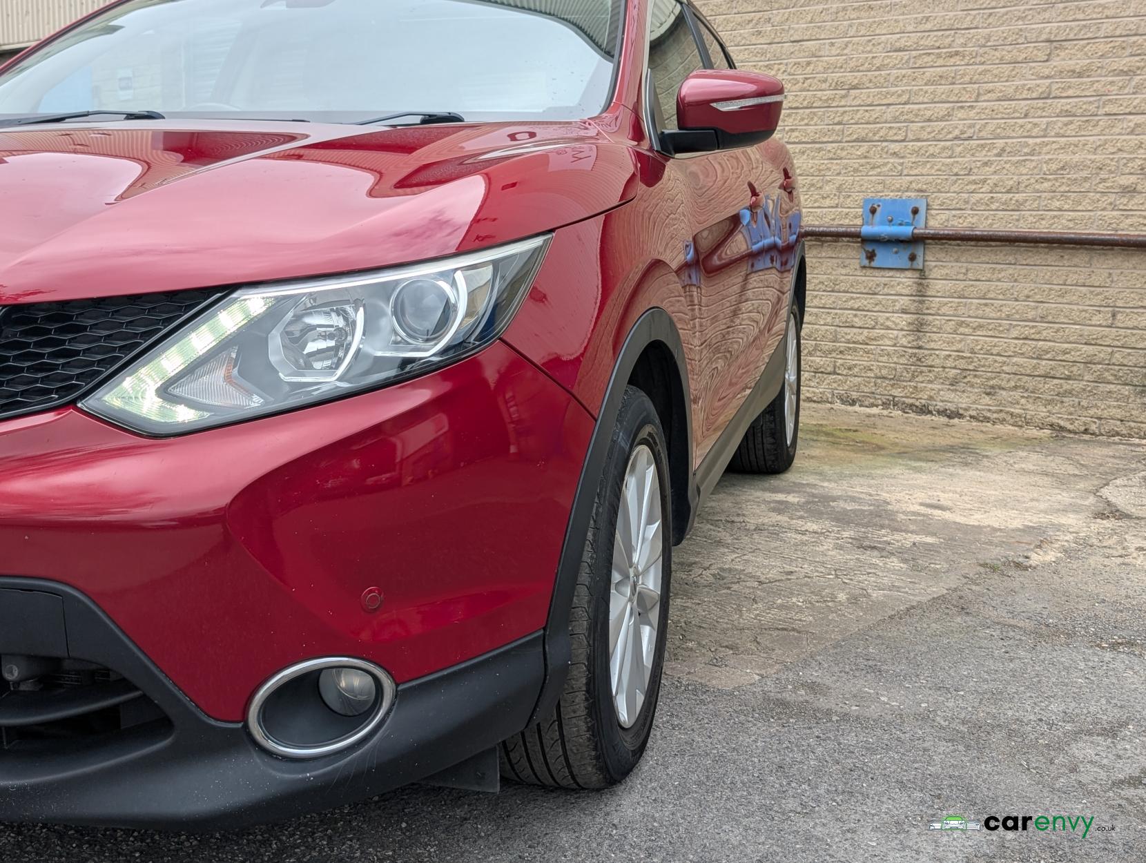 Nissan Qashqai 1.6 dCi Acenta Premium SUV 5dr Diesel XTRON 2WD Euro 5 (s/s) (130 ps)