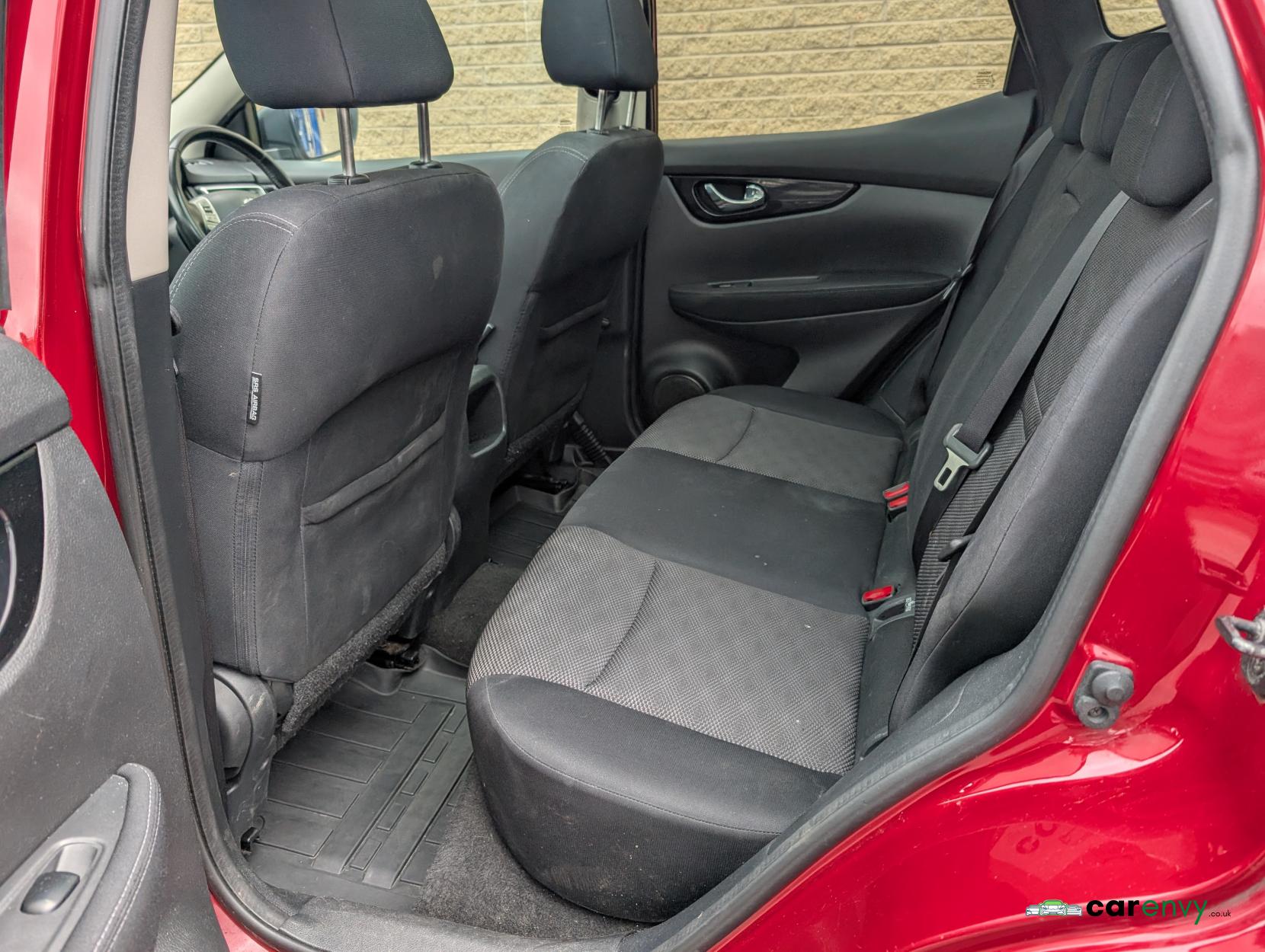 Nissan Qashqai 1.6 dCi Acenta Premium SUV 5dr Diesel XTRON 2WD Euro 5 (s/s) (130 ps)