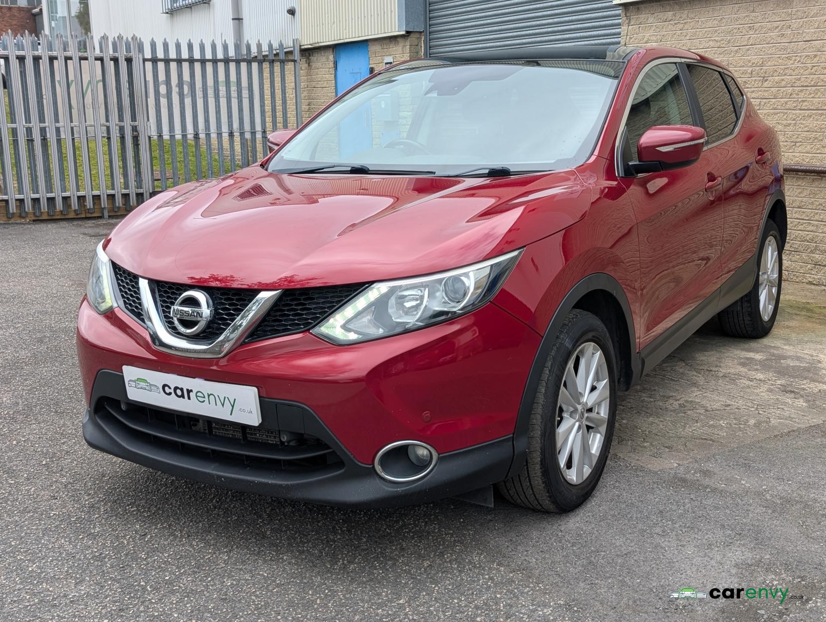 Nissan Qashqai 1.6 dCi Acenta Premium SUV 5dr Diesel XTRON 2WD Euro 5 (s/s) (130 ps)