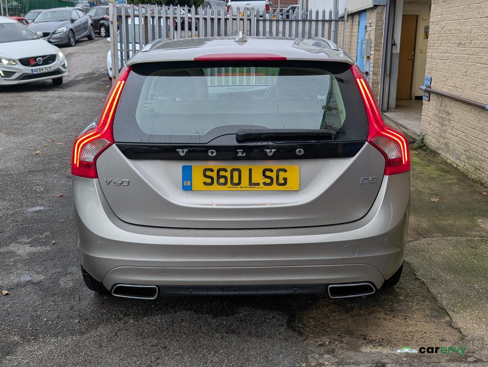 Volvo V60 2.4 D5 SE Lux Nav Estate 5dr Diesel Geartronic Euro 5 (215 ps)