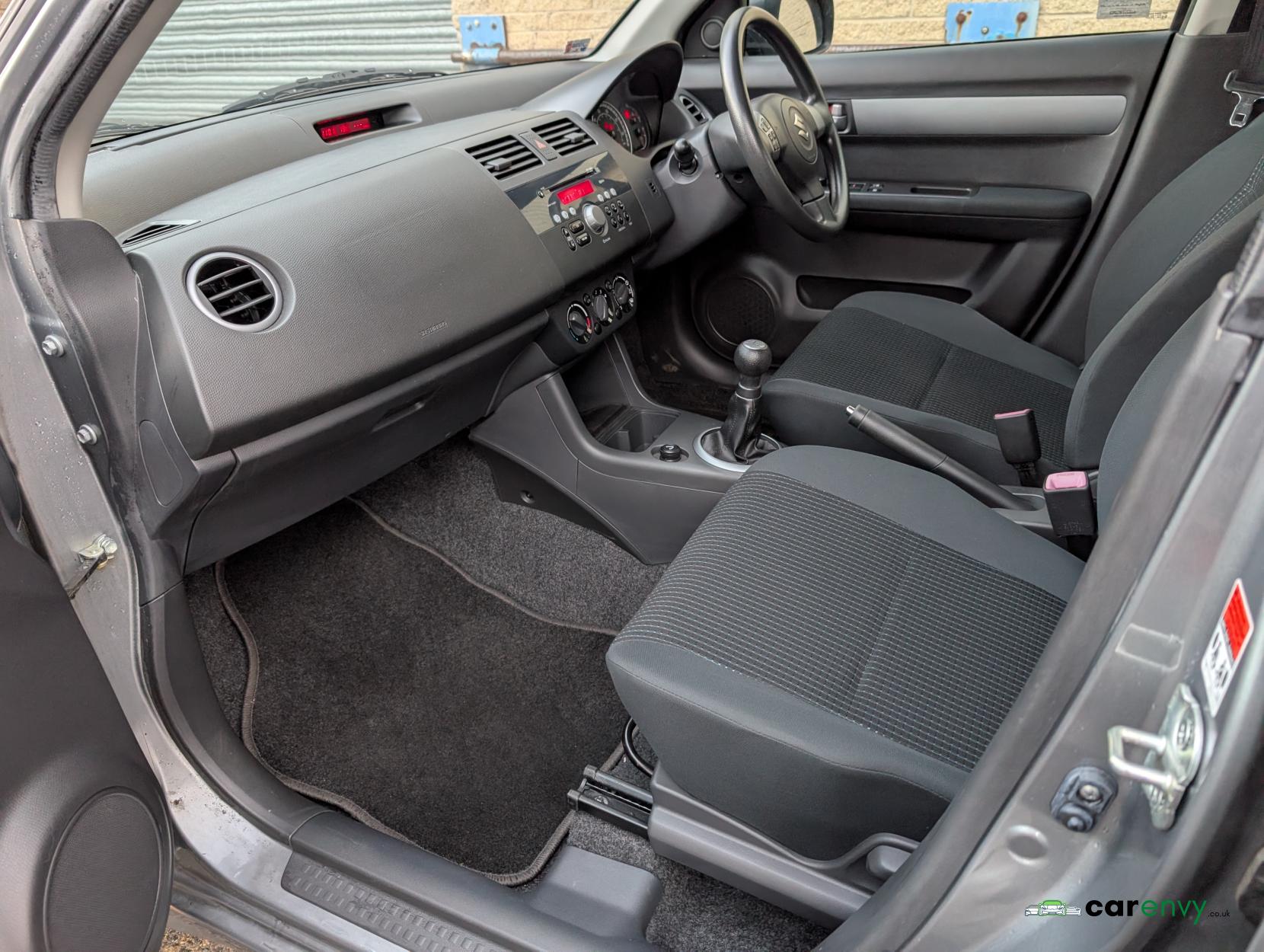 Suzuki Swift 1.3 GL Hatchback 5dr Petrol Manual (148 g/km, 91 bhp)