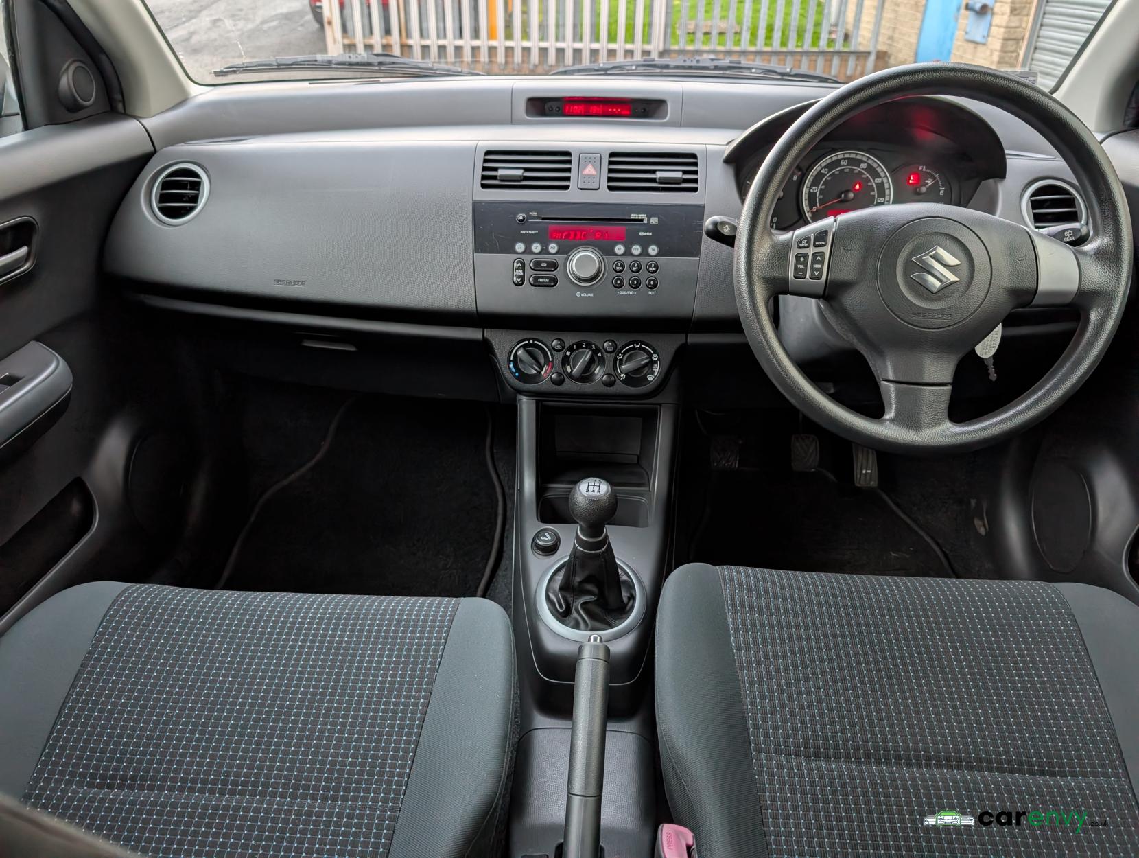 Suzuki Swift 1.3 GL Hatchback 5dr Petrol Manual (148 g/km, 91 bhp)