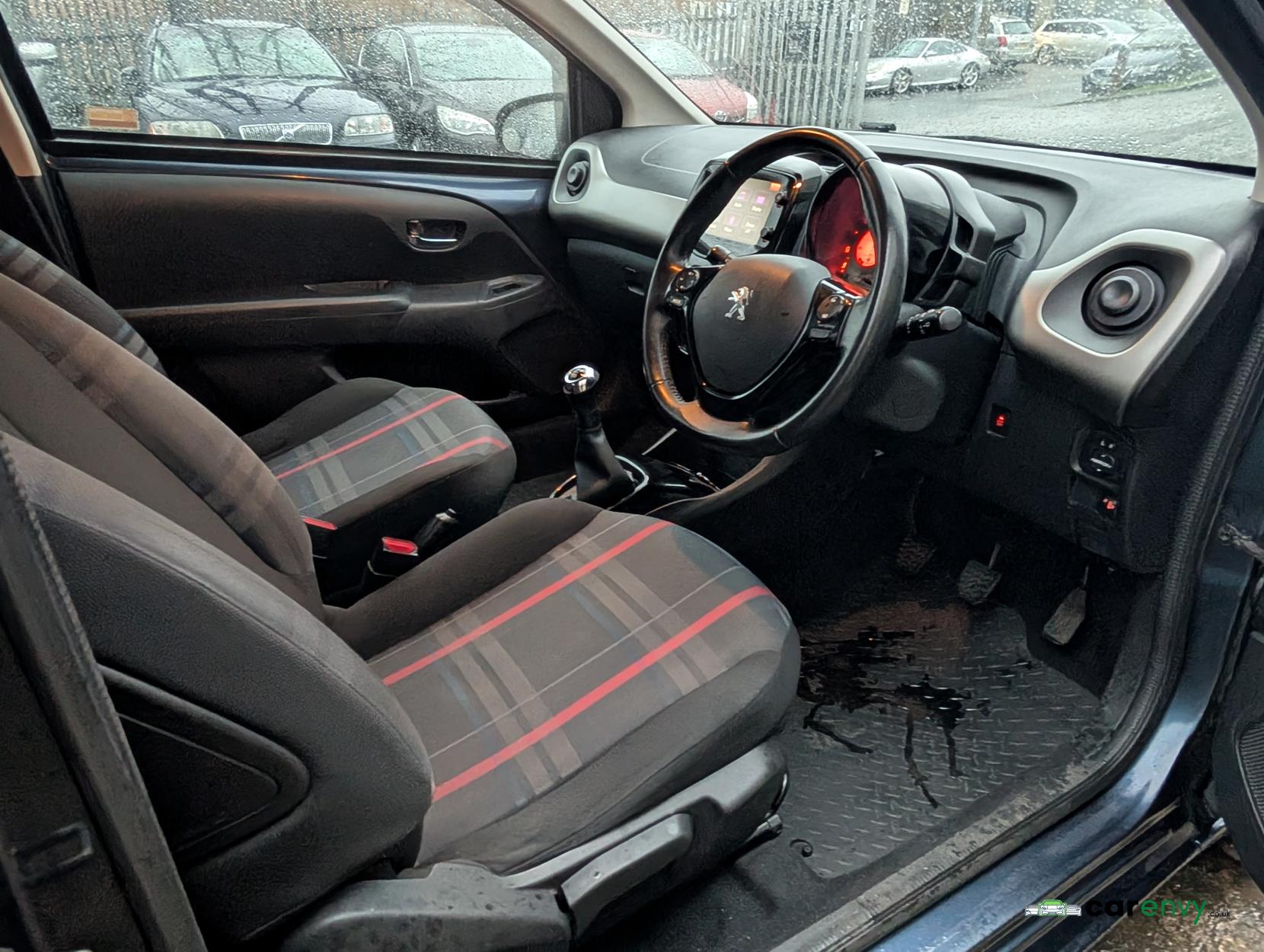 Peugeot 108 1.2 PureTech Allure Hatchback 3dr Petrol Manual Euro 6 (82 ps)