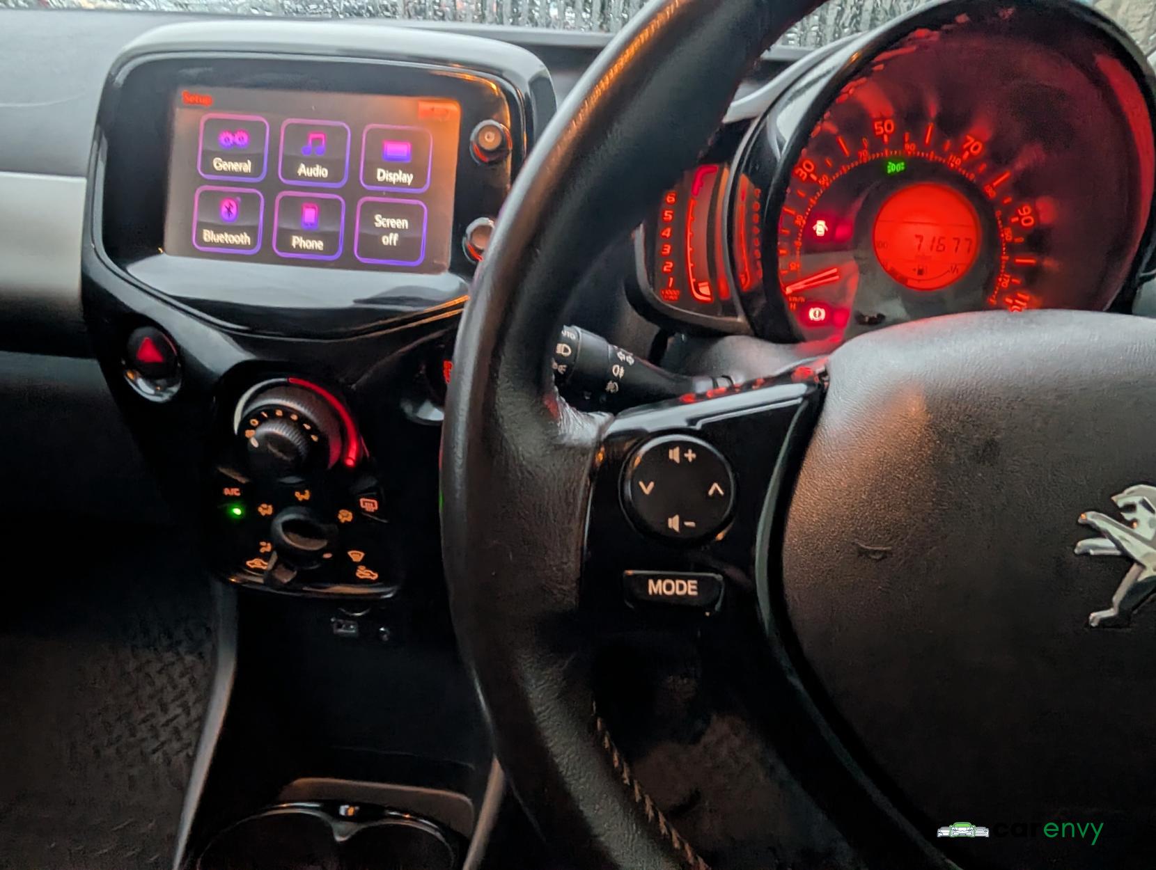 Peugeot 108 1.2 PureTech Allure Hatchback 3dr Petrol Manual Euro 6 (82 ps)