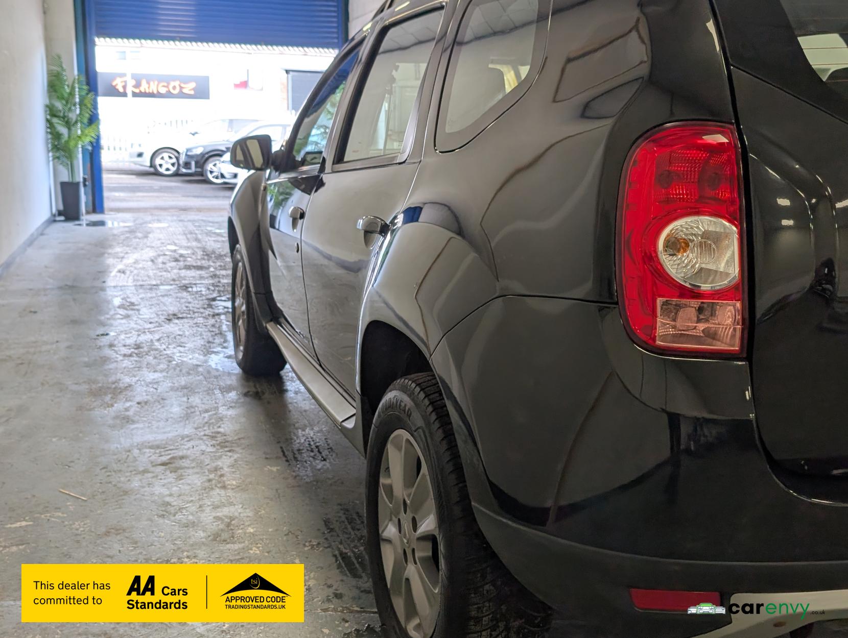 Dacia Duster 1.5 dCi Laureate SUV 5dr Diesel Manual 4WD Euro 5 (110 ps)