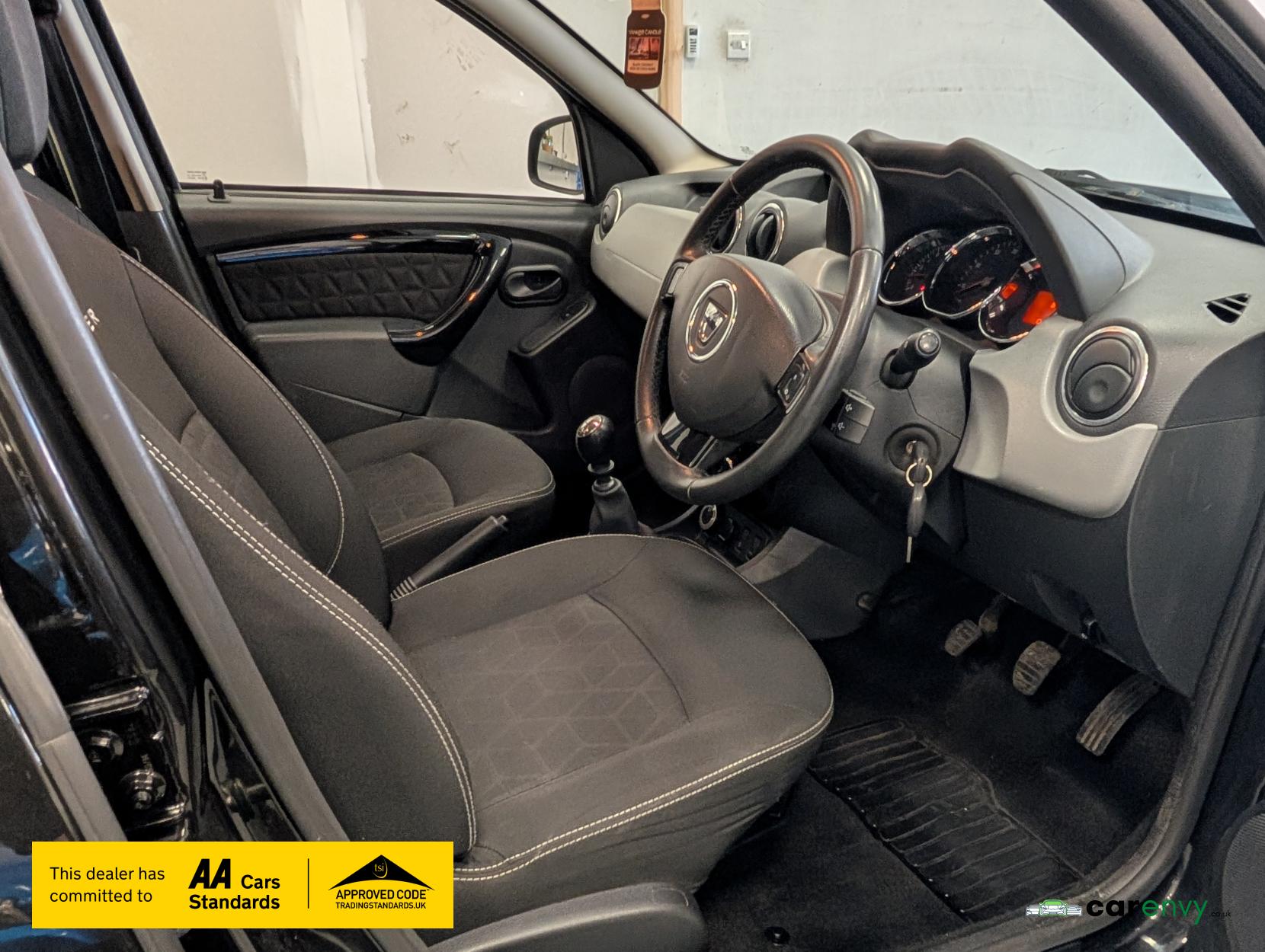 Dacia Duster 1.5 dCi Laureate SUV 5dr Diesel Manual 4WD Euro 5 (110 ps)