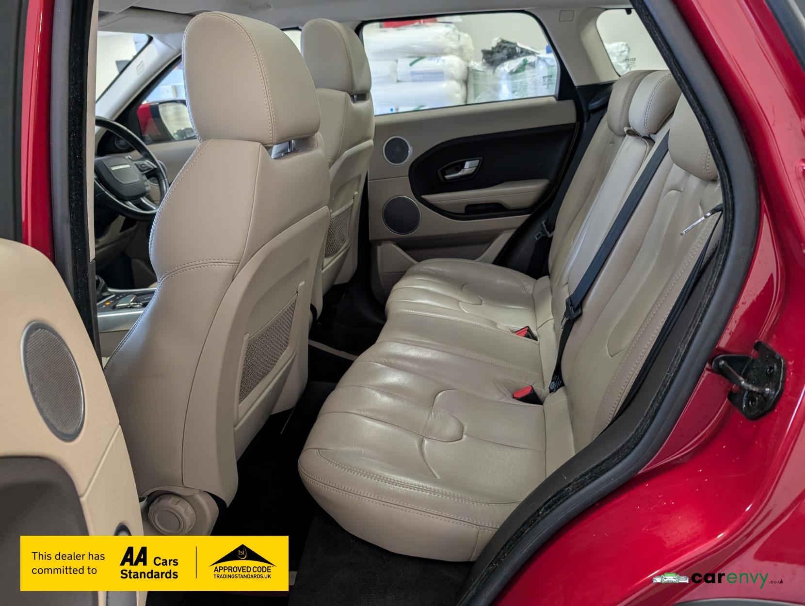 Land Rover Range Rover Evoque 2.2 SD4 Pure SUV 5dr Diesel Manual 4WD Euro 5 (s/s) (190 ps)