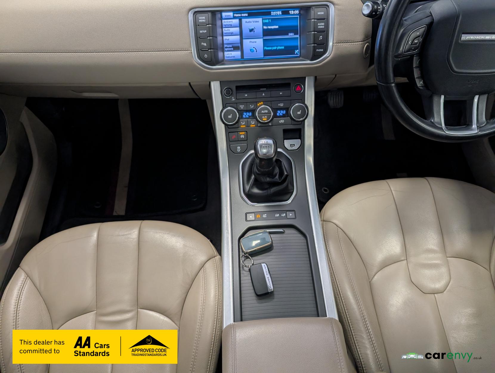 Land Rover Range Rover Evoque 2.2 SD4 Pure SUV 5dr Diesel Manual 4WD Euro 5 (s/s) (190 ps)