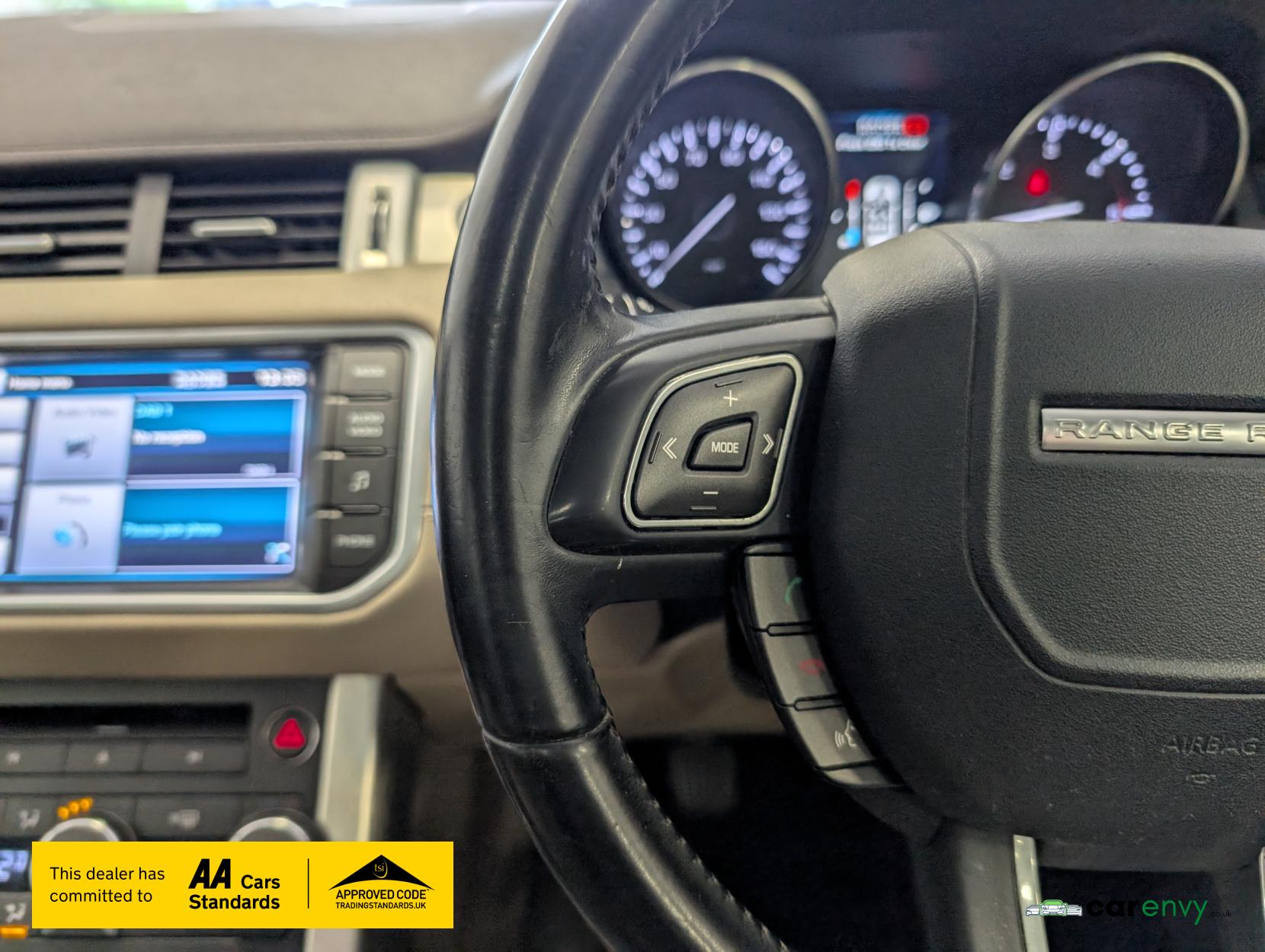 Land Rover Range Rover Evoque 2.2 SD4 Pure SUV 5dr Diesel Manual 4WD Euro 5 (s/s) (190 ps)