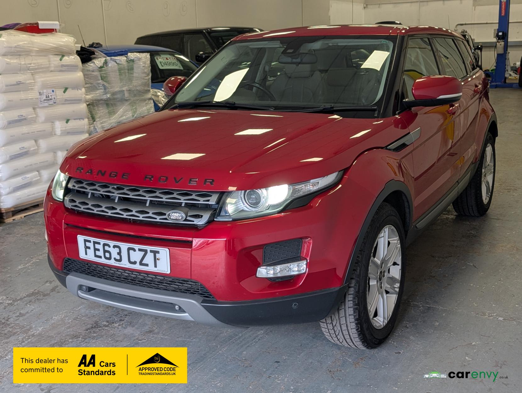 Land Rover Range Rover Evoque 2.2 SD4 Pure SUV 5dr Diesel Manual 4WD Euro 5 (s/s) (190 ps)