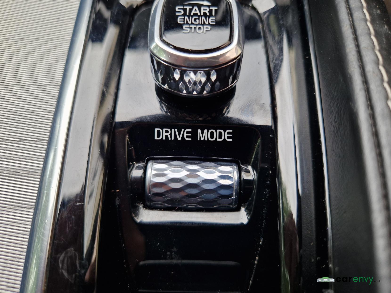Volvo S90 2.0 D4 R-Design Saloon 4dr Diesel Auto Euro 6 (s/s) (190 ps)