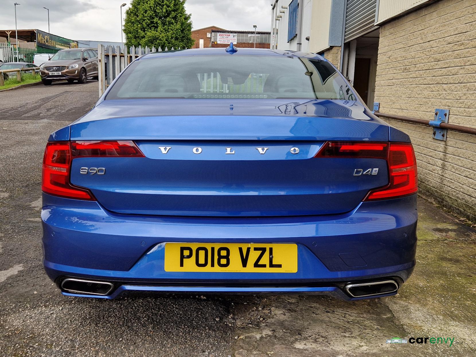 Volvo S90 2.0 D4 R-Design Saloon 4dr Diesel Auto Euro 6 (s/s) (190 ps)