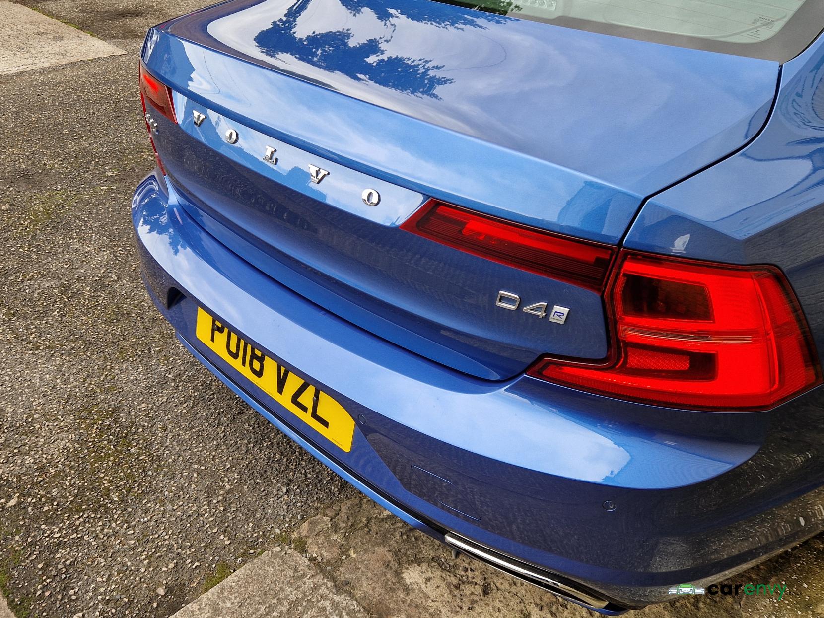 Volvo S90 2.0 D4 R-Design Saloon 4dr Diesel Auto Euro 6 (s/s) (190 ps)