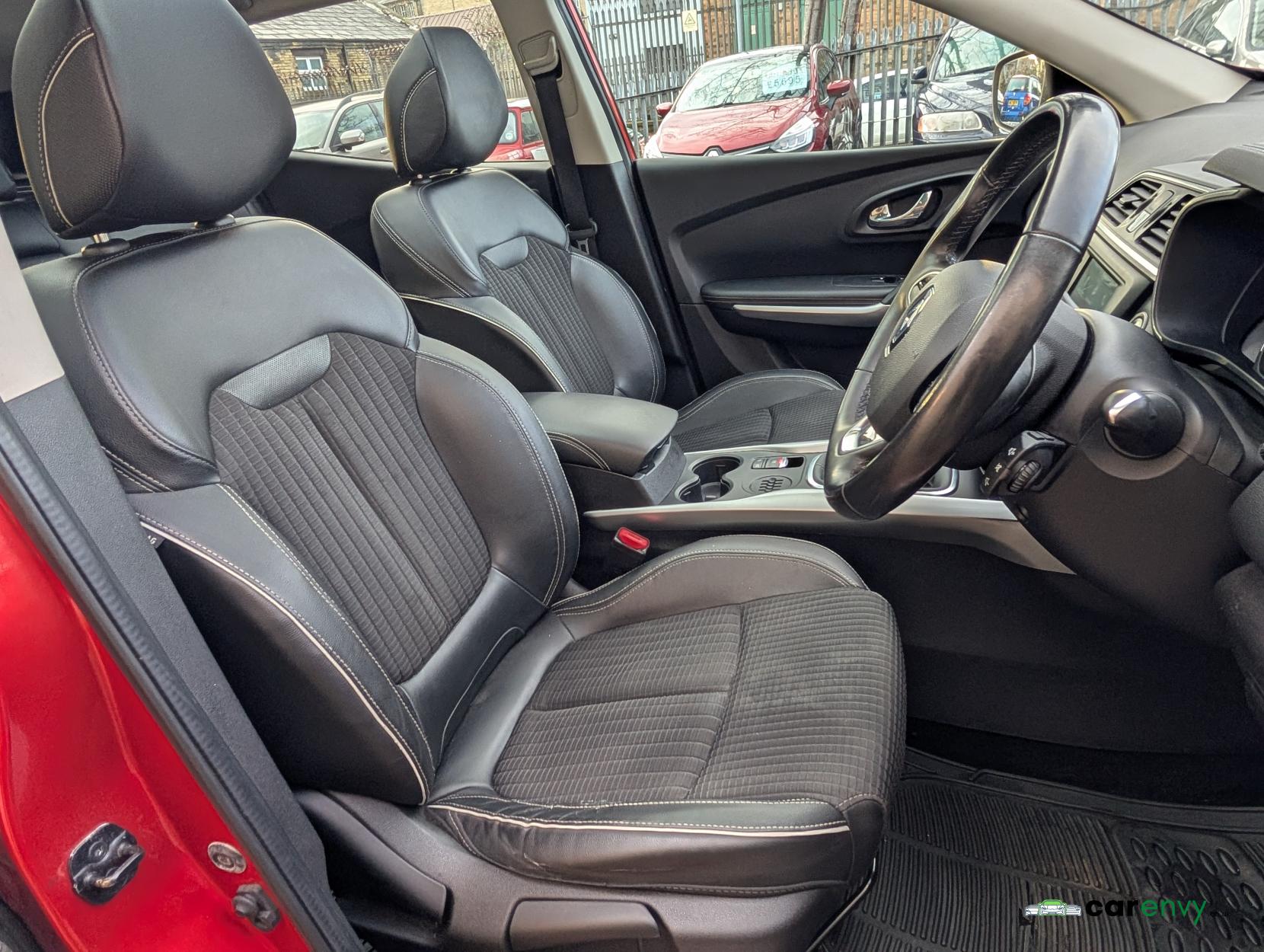 Renault Kadjar 1.5 dCi Signature Nav SUV 5dr Diesel Manual Euro 6 (s/s) (110 ps)