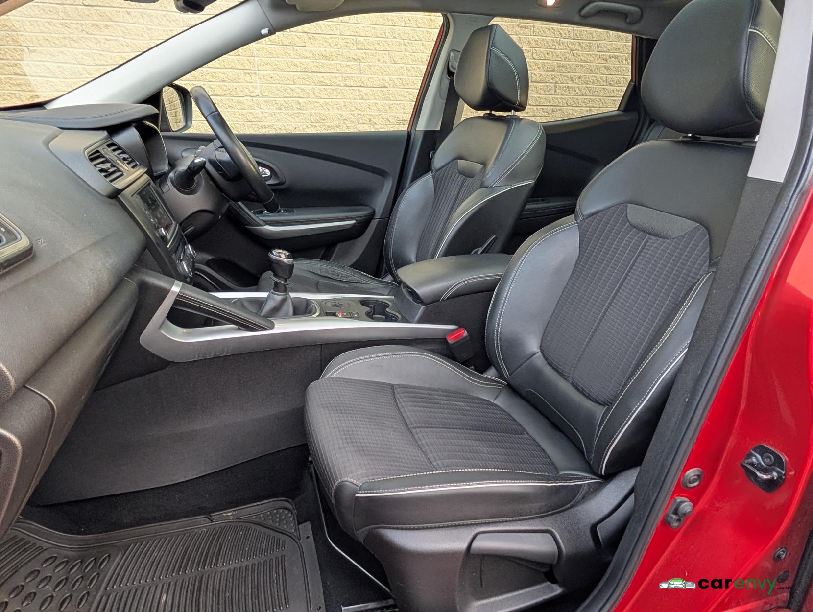 Renault Kadjar 1.5 dCi Signature Nav SUV 5dr Diesel Manual Euro 6 (s/s) (110 ps)