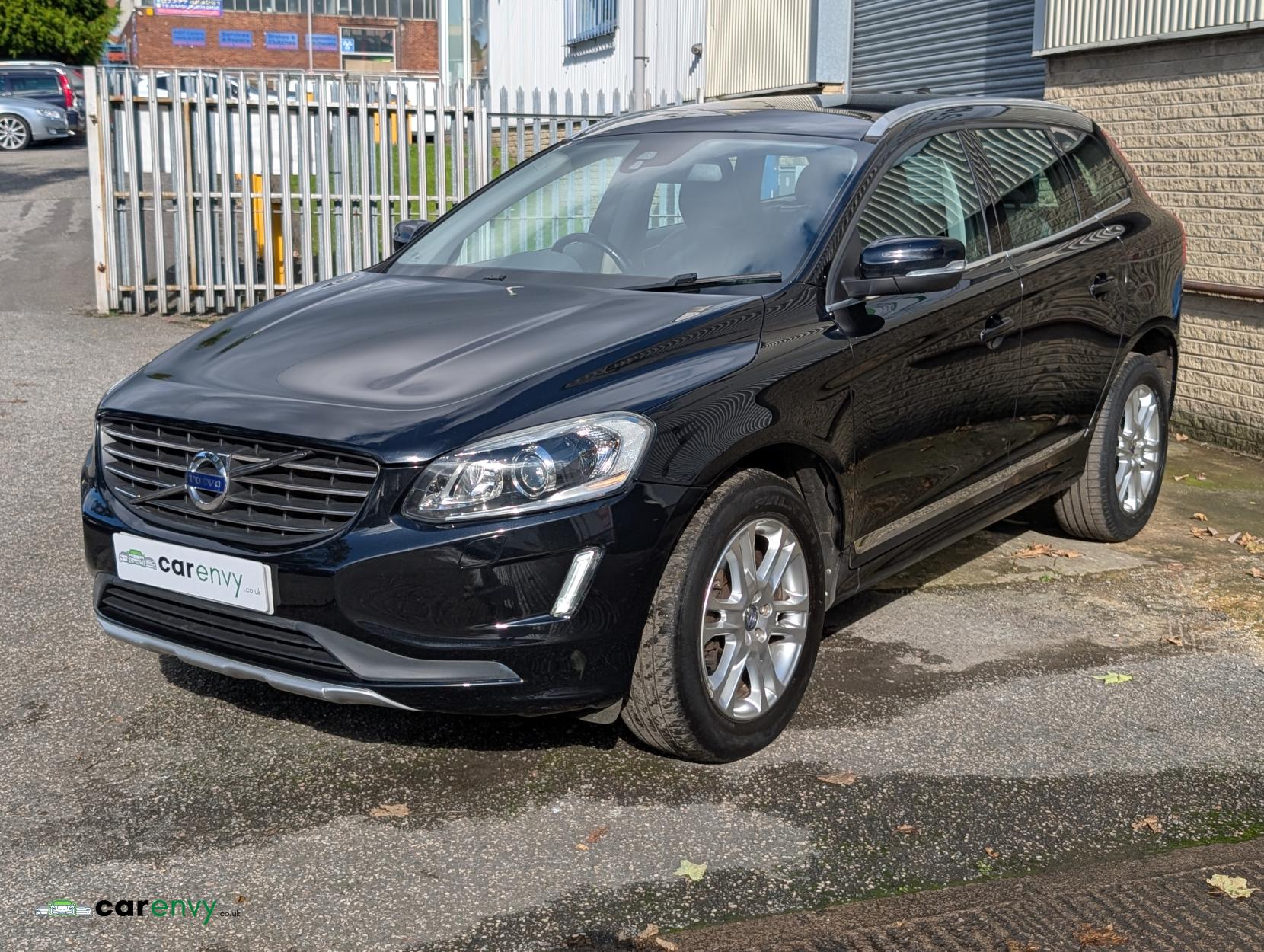 Volvo XC60 2.4 D5 SE Lux Nav SUV 5dr Diesel Geartronic AWD Euro 5 (215 ps)