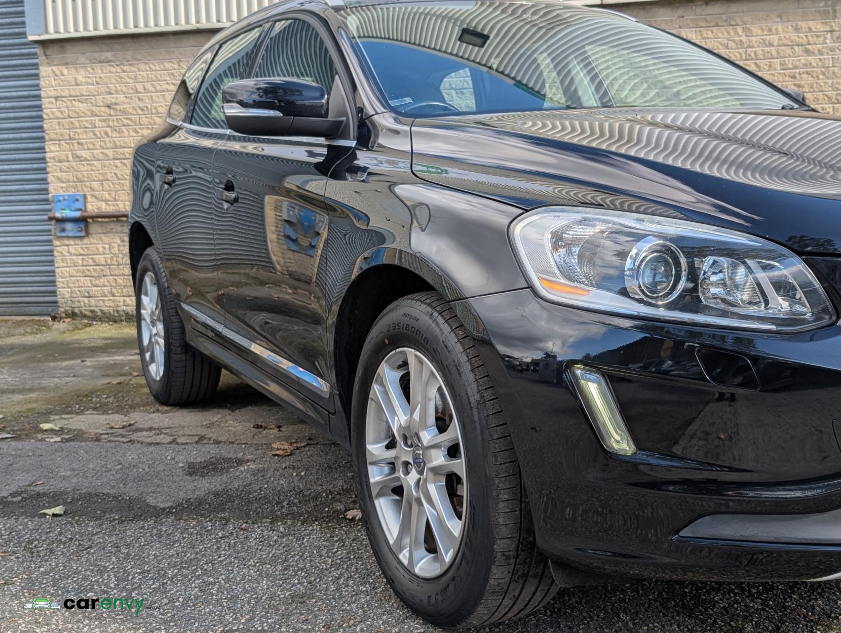 Volvo XC60 2.4 D5 SE Lux Nav SUV 5dr Diesel Geartronic AWD Euro 5 (215 ps)