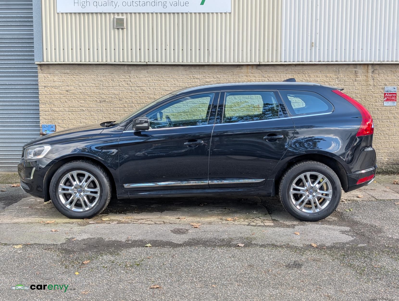 Volvo XC60 2.4 D5 SE Lux Nav SUV 5dr Diesel Geartronic AWD Euro 5 (215 ps)