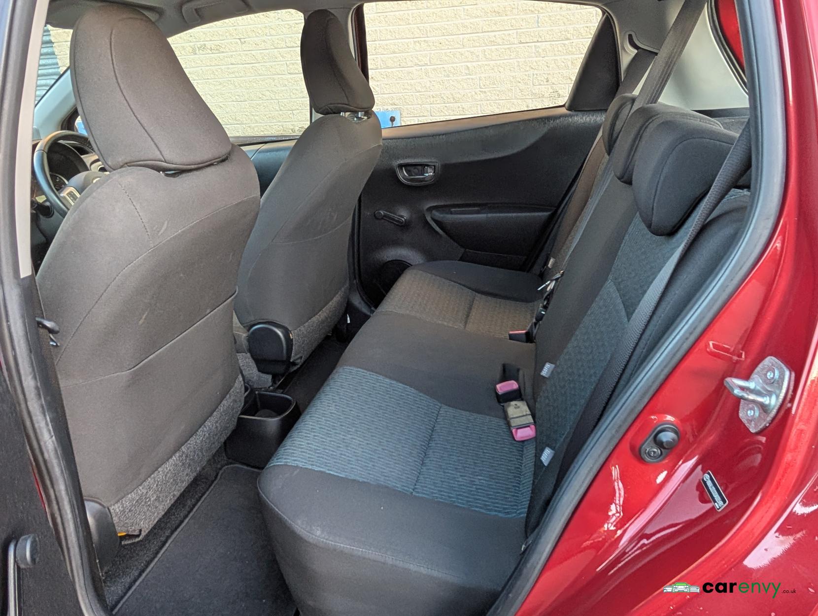 Toyota Yaris 1.33 Dual VVT-i TR Hatchback 5dr Petrol Manual Euro 5 (101 ps)