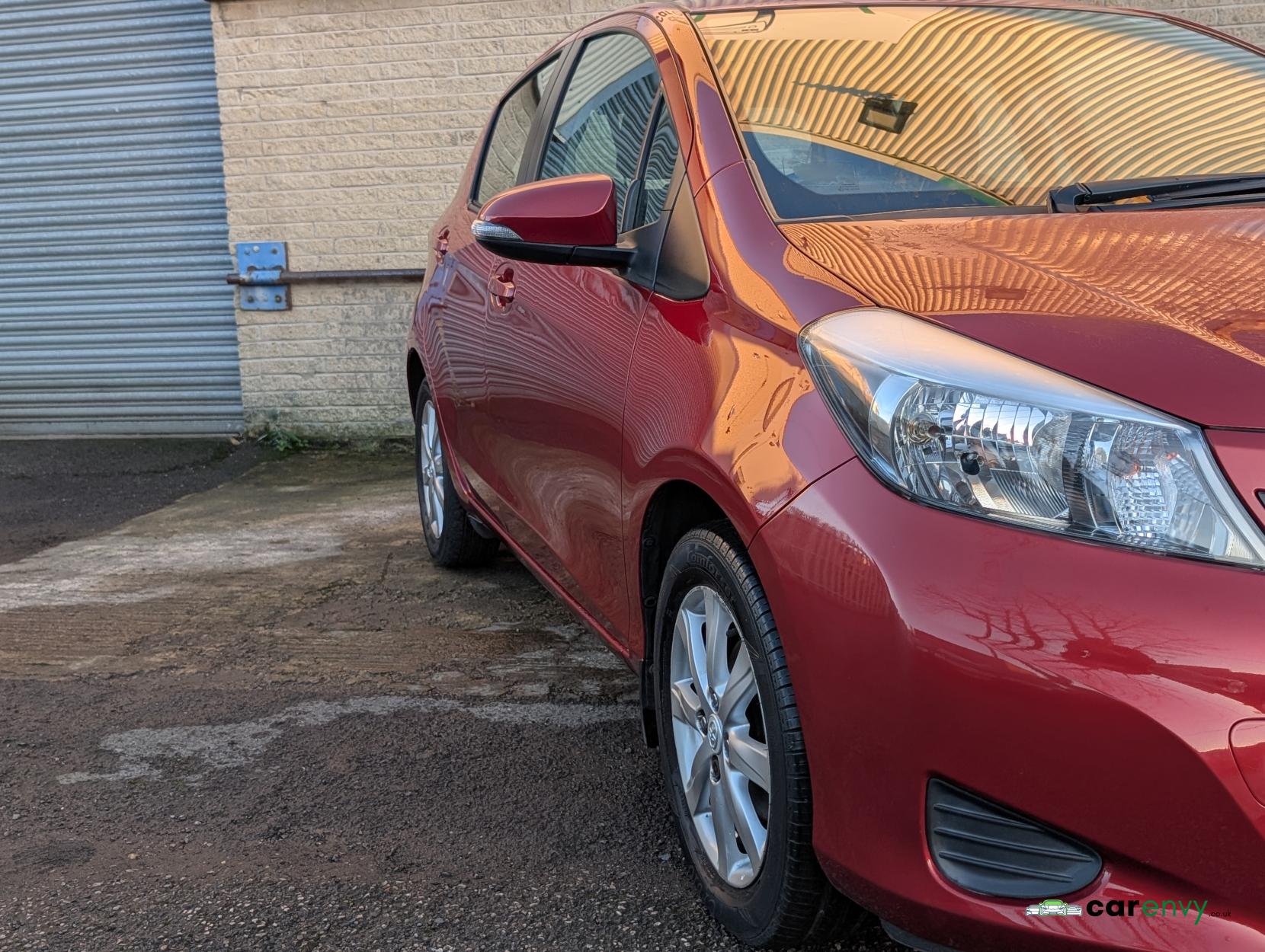Toyota Yaris 1.33 Dual VVT-i TR Hatchback 5dr Petrol Manual Euro 5 (101 ps)