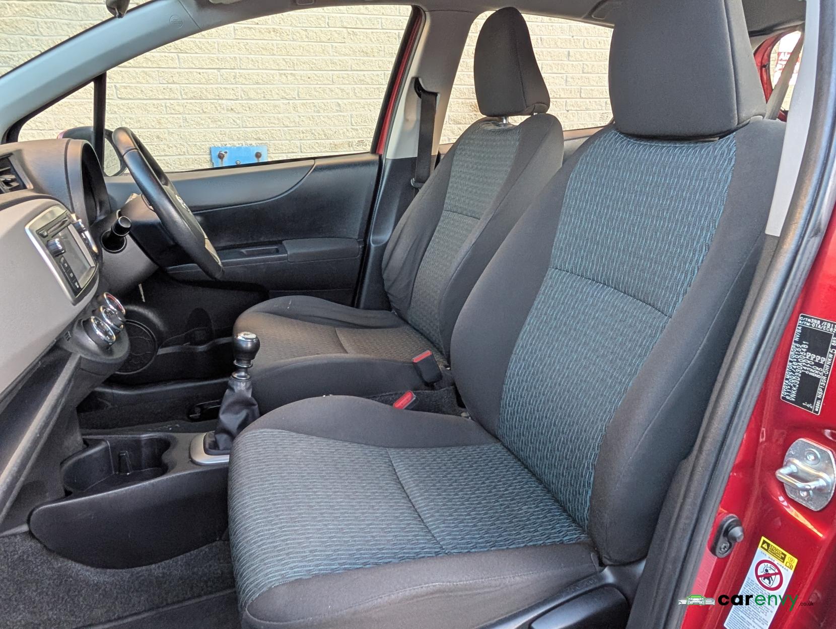 Toyota Yaris 1.33 Dual VVT-i TR Hatchback 5dr Petrol Manual Euro 5 (101 ps)