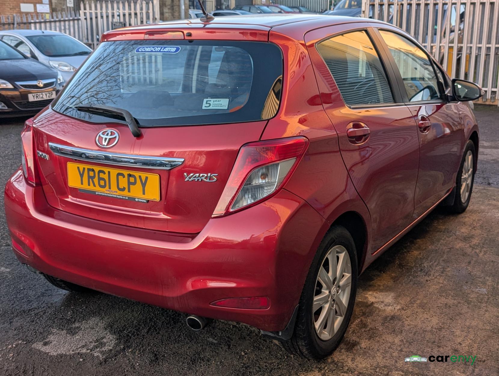 Toyota Yaris 1.33 Dual VVT-i TR Hatchback 5dr Petrol Manual Euro 5 (101 ps)