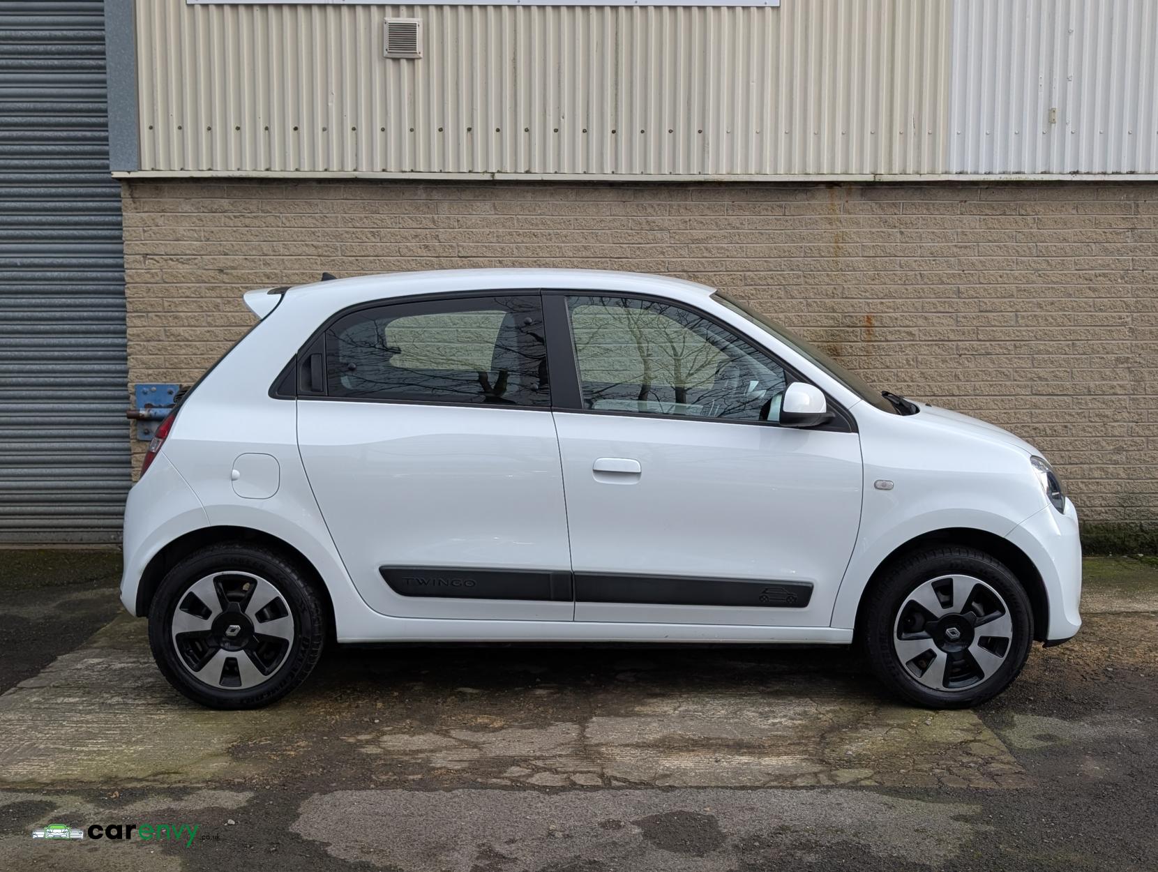 Renault Twingo 1.0 SCe Play Hatchback 5dr Petrol Manual Euro 6 (70 ps)