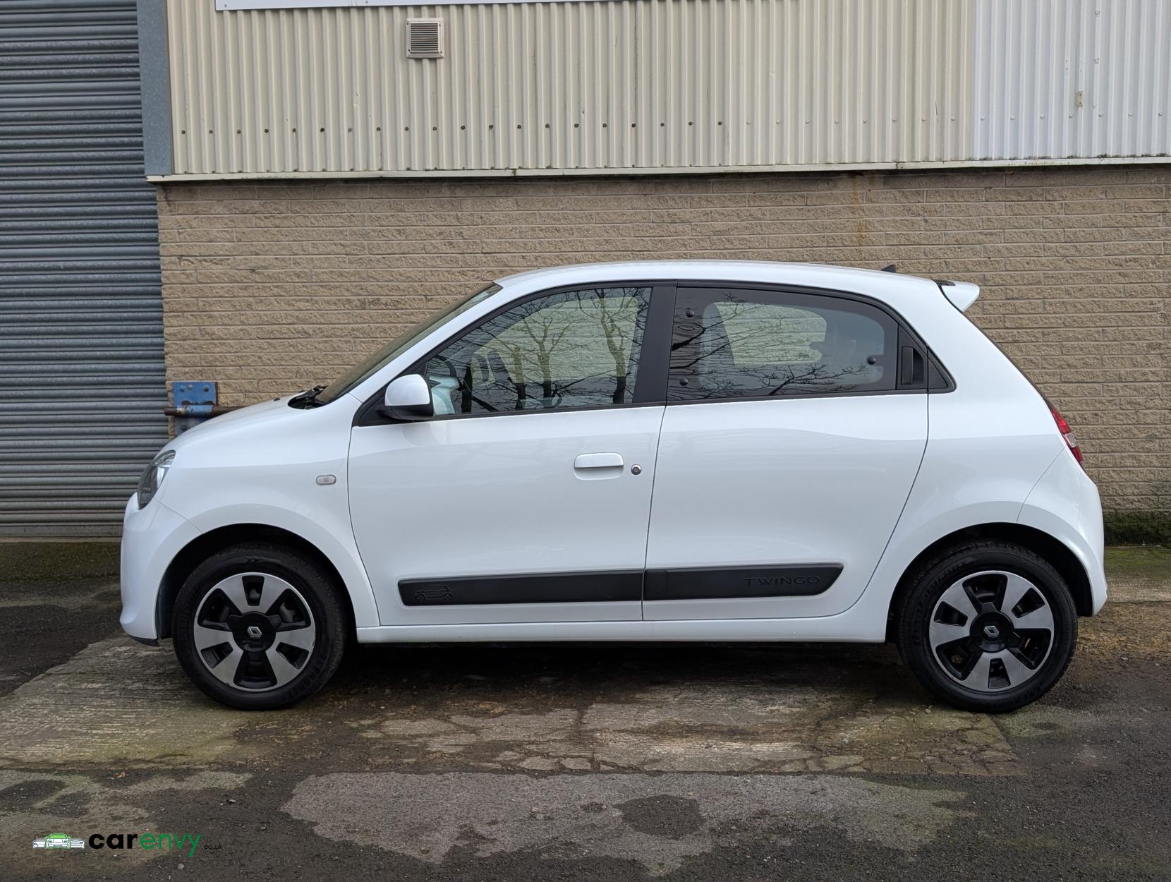 Renault Twingo 1.0 SCe Play Hatchback 5dr Petrol Manual Euro 6 (70 ps)