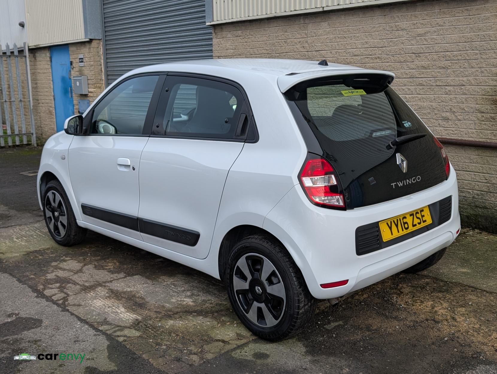 Renault Twingo 1.0 SCe Play Hatchback 5dr Petrol Manual Euro 6 (70 ps)