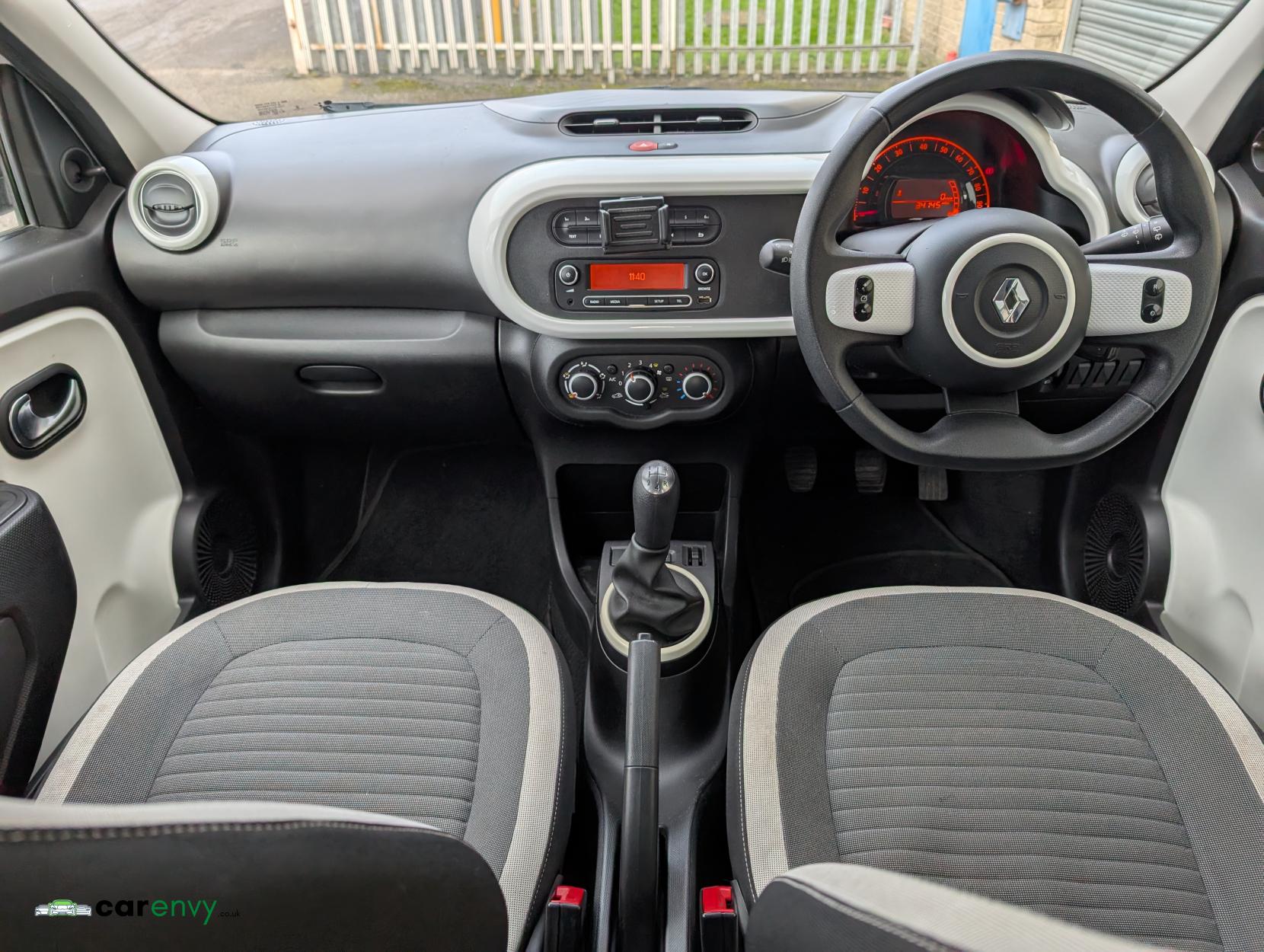 Renault Twingo 1.0 SCe Play Hatchback 5dr Petrol Manual Euro 6 (70 ps)