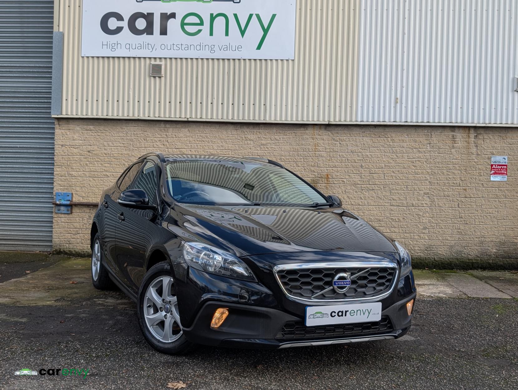 Volvo V40 Cross Country 1.6 D2 SE Nav Hatchback 5dr Diesel Manual Euro 5 (s/s) (115 ps)