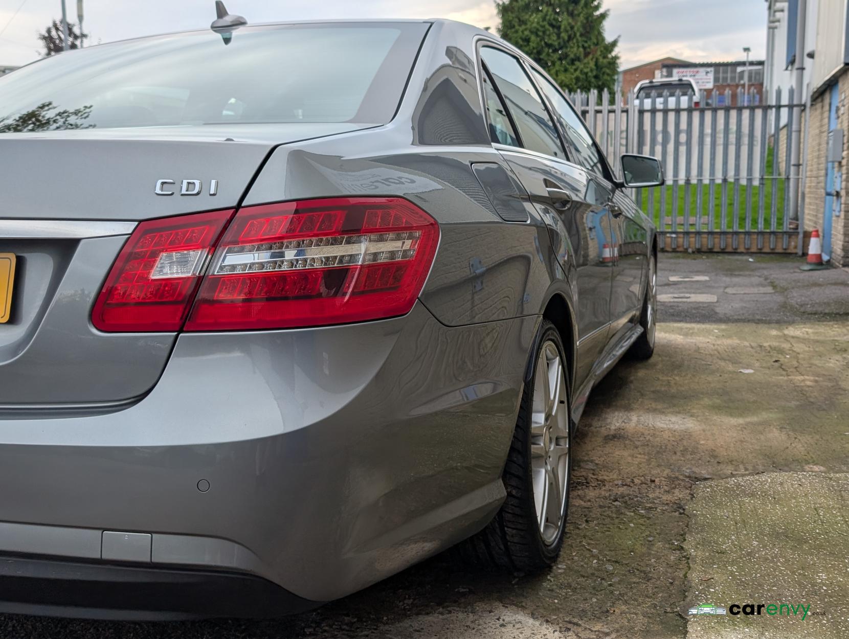 Mercedes-Benz E Class 2.1 E250 CDI BlueEfficiency Sport Saloon 4dr Diesel G-Tronic+ Euro 5 (s/s) (204 ps)