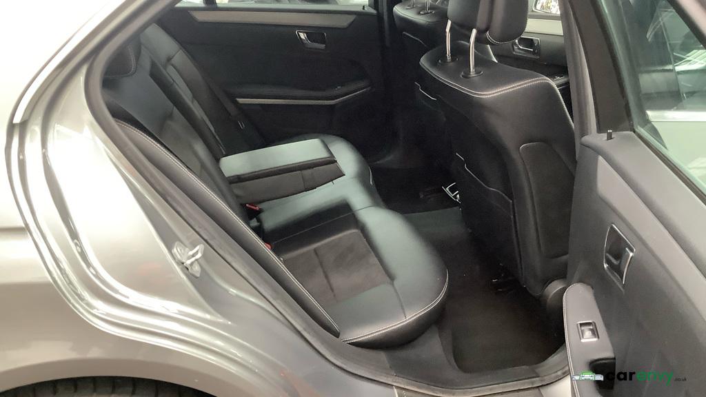 Mercedes-Benz E Class 2.1 E250 CDI BlueEfficiency Sport Saloon 4dr Diesel G-Tronic+ Euro 5 (s/s) (204 ps)