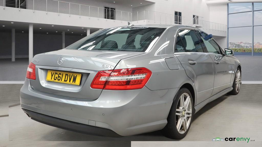 Mercedes-Benz E Class 2.1 E250 CDI BlueEfficiency Sport Saloon 4dr Diesel G-Tronic+ Euro 5 (s/s) (204 ps)