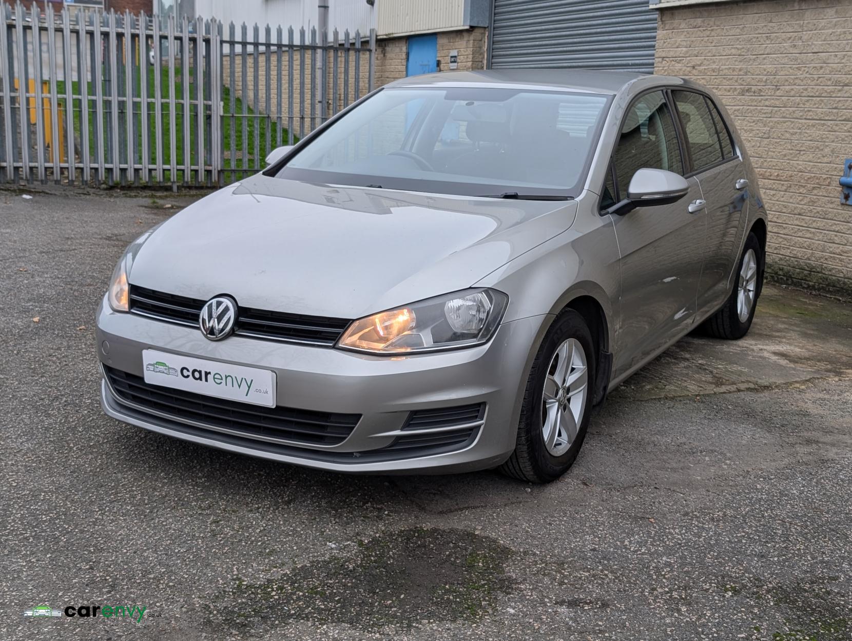 Volkswagen Golf 1.6 TDI BlueMotion Tech S Hatchback 5dr Diesel Manual Euro 5 (s/s) (105 ps)