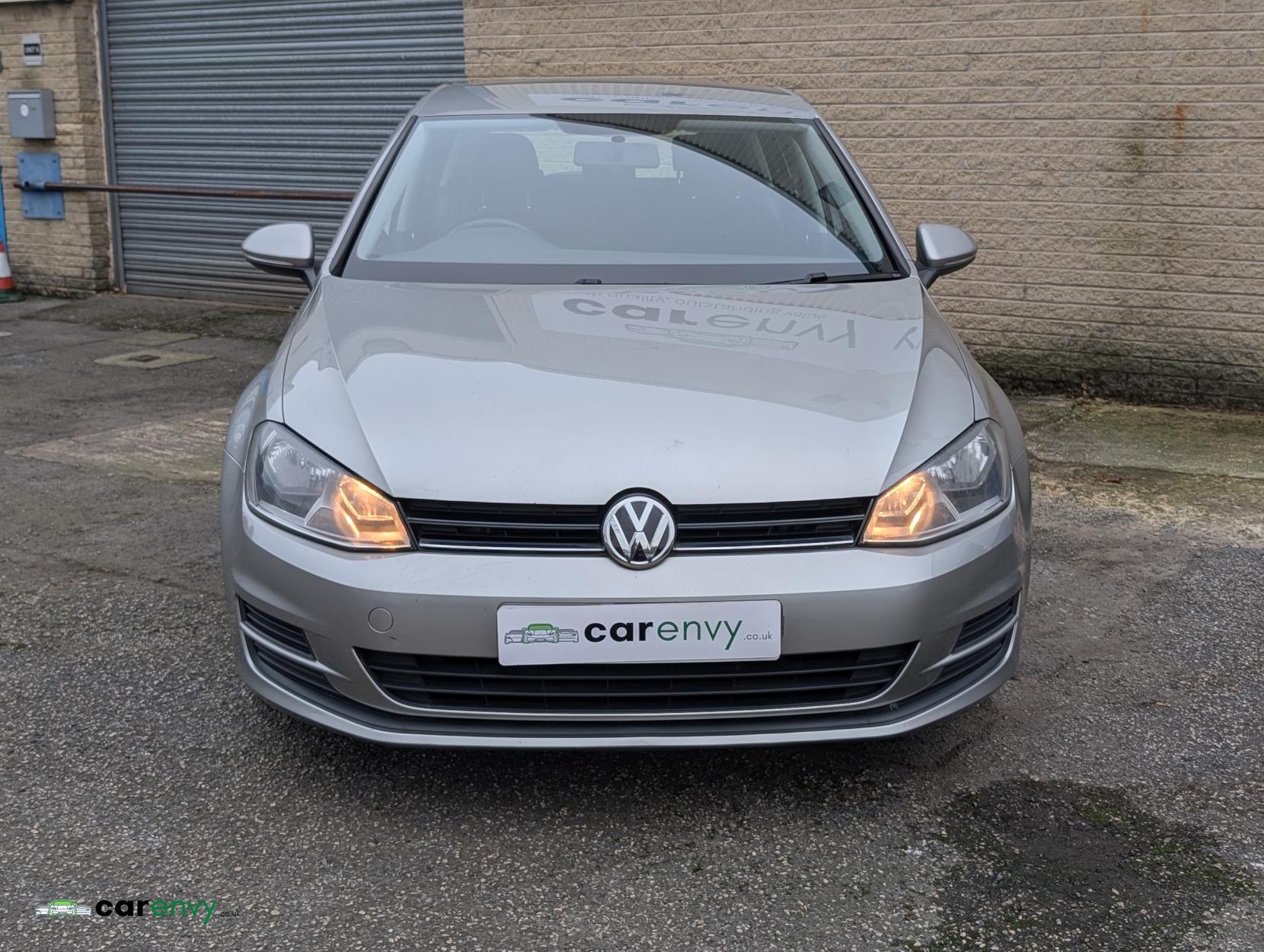 Volkswagen Golf 1.6 TDI BlueMotion Tech S Hatchback 5dr Diesel Manual Euro 5 (s/s) (105 ps)