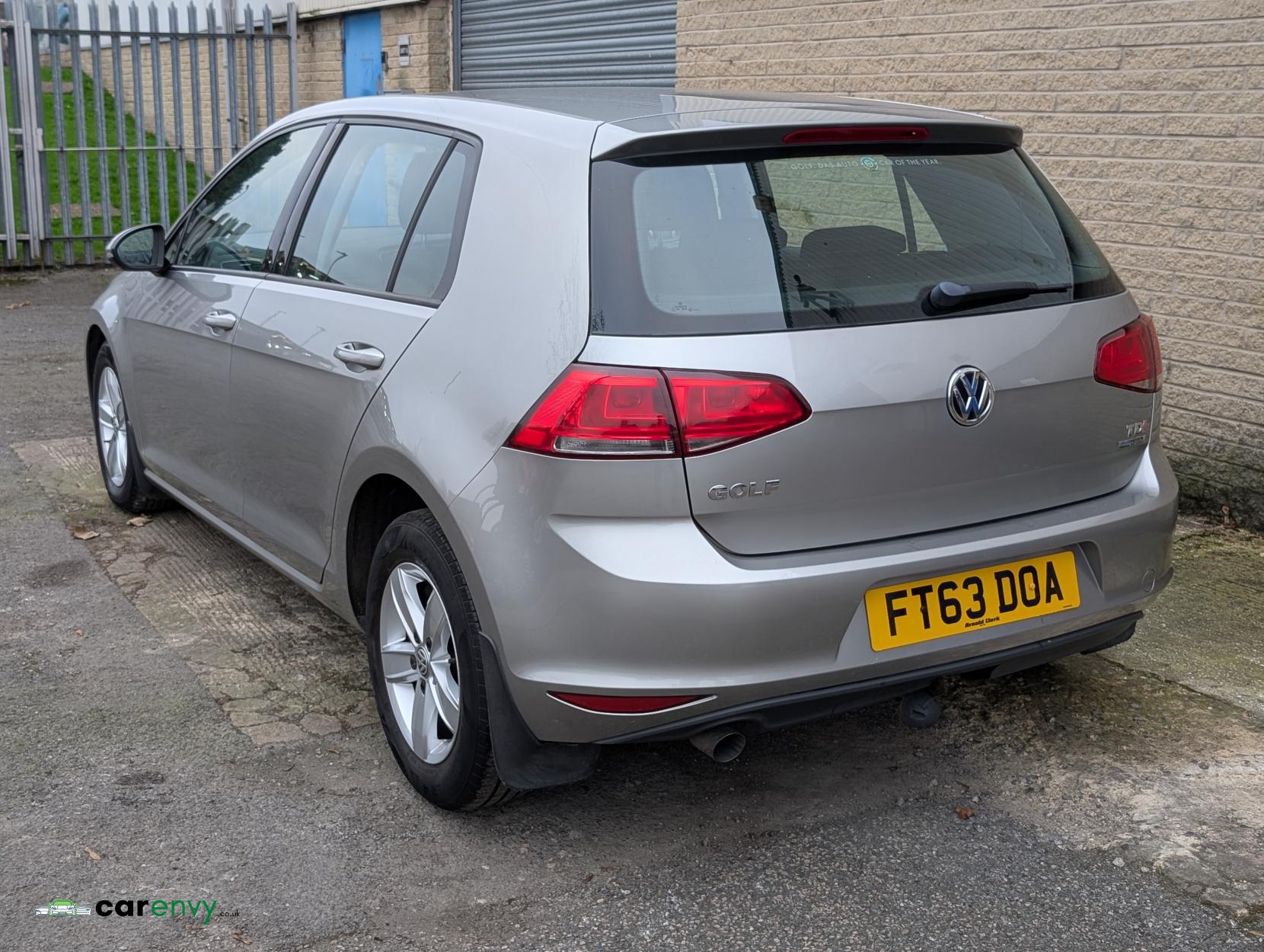 Volkswagen Golf 1.6 TDI BlueMotion Tech S Hatchback 5dr Diesel Manual Euro 5 (s/s) (105 ps)