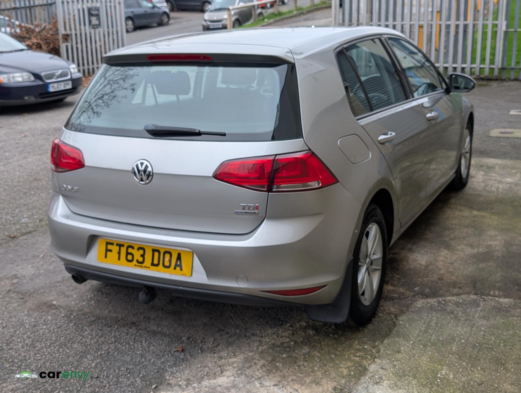 Volkswagen Golf 1.6 TDI BlueMotion Tech S Hatchback 5dr Diesel Manual Euro 5 (s/s) (105 ps)