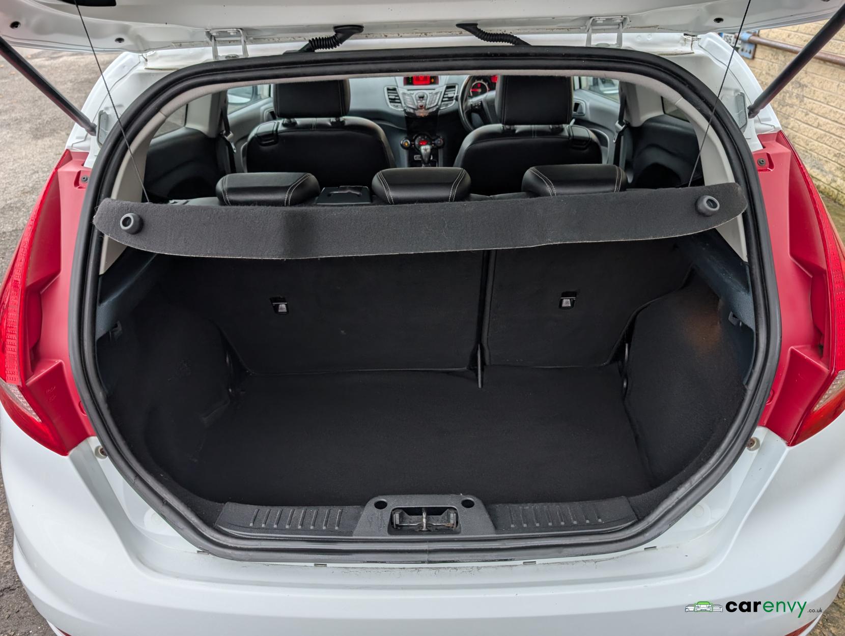 Ford Fiesta 1.6 Metal Hatchback 3dr Petrol Manual (139 g/km, 133 bhp)