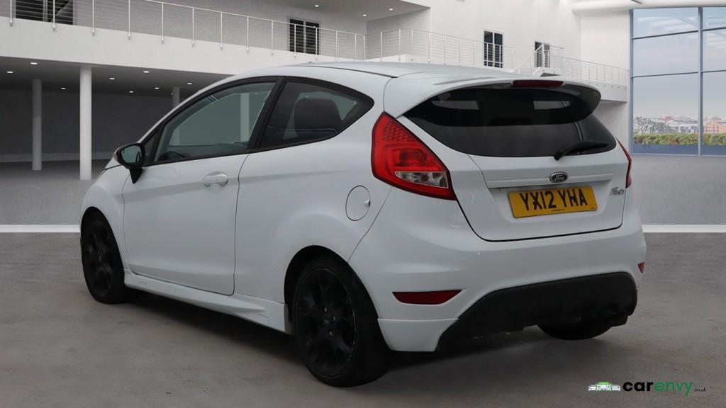 Ford Fiesta 1.6 Metal Hatchback 3dr Petrol Manual (139 g/km, 133 bhp)