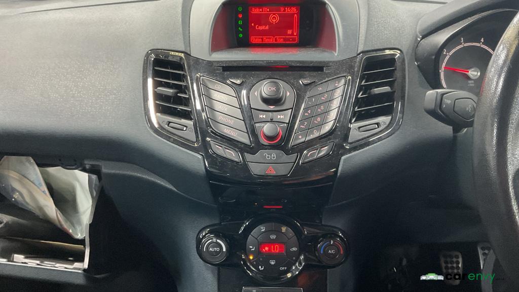 Ford Fiesta 1.6 Metal Hatchback 3dr Petrol Manual (139 g/km, 133 bhp)