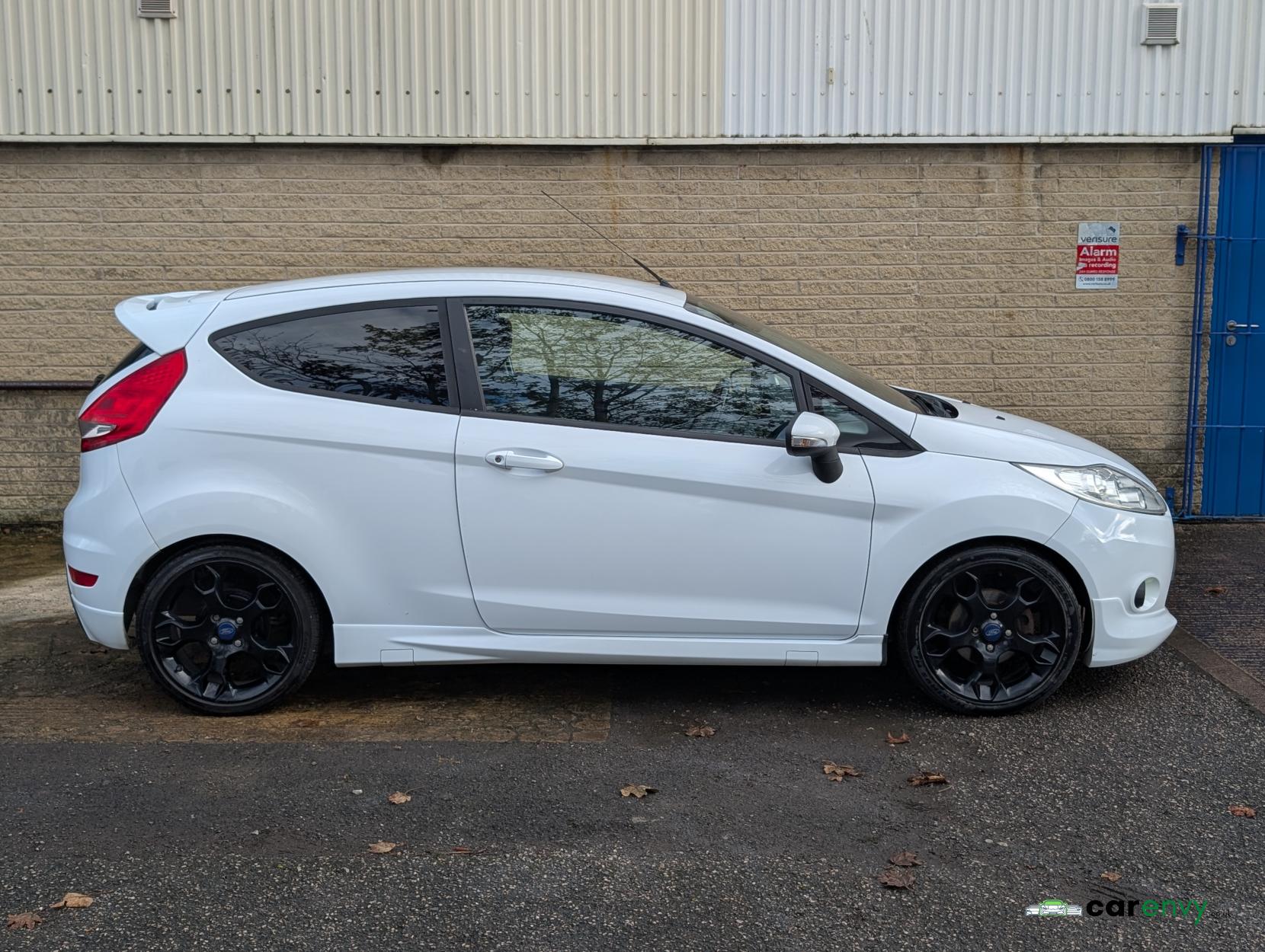Ford Fiesta 1.6 Metal Hatchback 3dr Petrol Manual (139 g/km, 133 bhp)