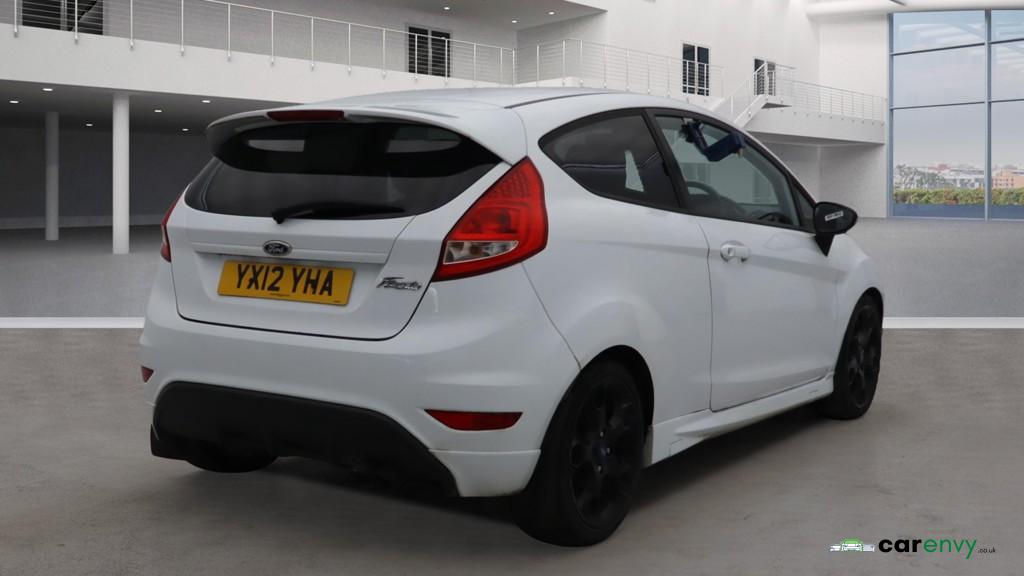 Ford Fiesta 1.6 Metal Hatchback 3dr Petrol Manual (139 g/km, 133 bhp)