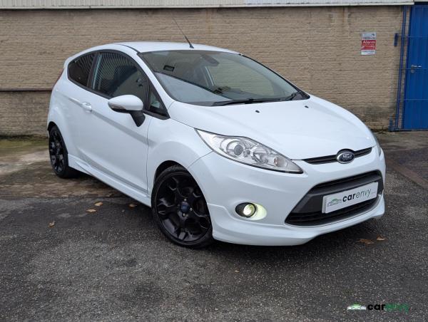 Ford Fiesta 1.6 Metal Hatchback 3dr Petrol Manual (139 g/km, 133 bhp)