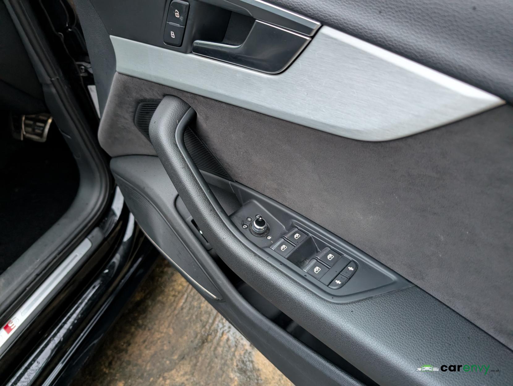 Audi A4 Avant 2.0 TFSI S line Estate 5dr Petrol S Tronic Euro 6 (s/s) (190 ps)